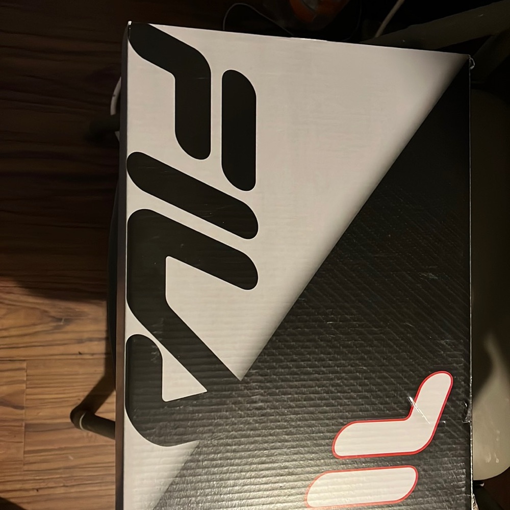 Fila men’s brand new boots
